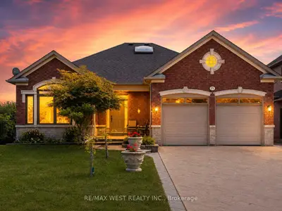 71 Gidleigh Park Crescent, Vaughan, On L4h 1j3