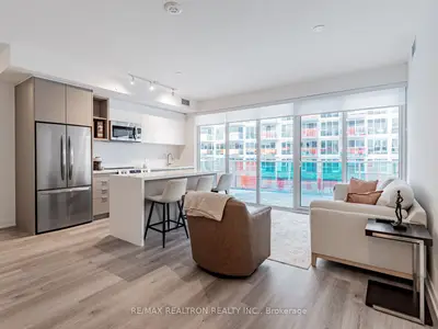 Condo Apartment in Innisfil