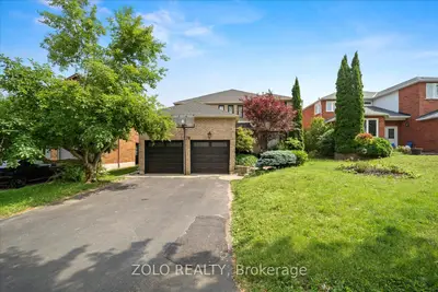 Detached in Newmarket