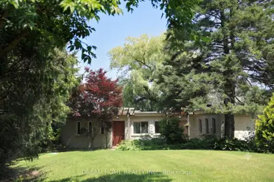74 Lakeview Avenue, Whitchurch-stouffville, On L4a 2g9