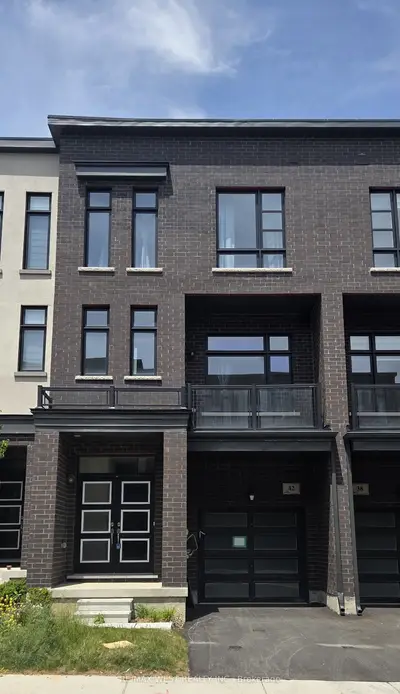 Att/Row/Townhouse in Vaughan