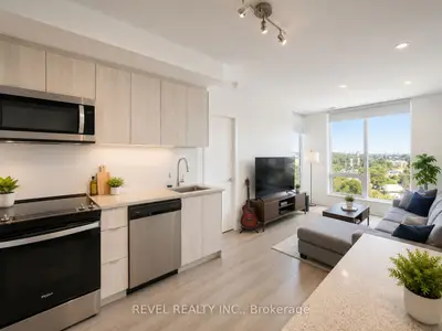 3 Rosewater Street 611w, Richmond Hill, On L4c 5t6