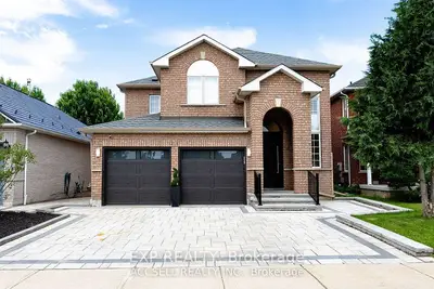 Detached in Vaughan