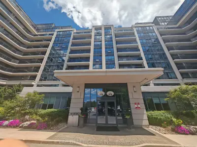 Condo Apartment in Richmond Hill