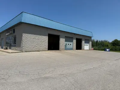 239 Church Street S 6, New Tecumseth, On L9r 2b7