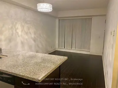Condo Apartment in Markham