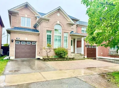 Detached in Markham