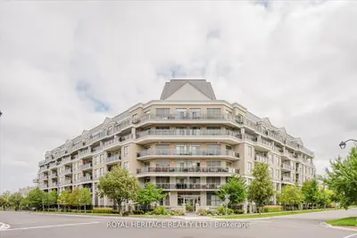 Condo Apartment in Aurora