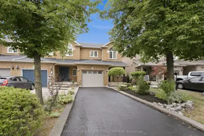 60 Monte Carlo Drive, Vaughan, On L4h 1t3