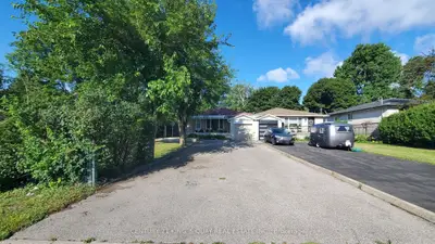 2 Robinson Street, Markham, On L3p 1n4