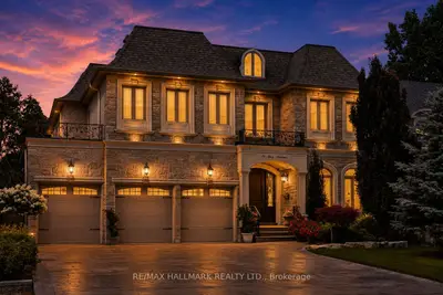 34 May Avenue, Richmond Hill, On L4c 3s6