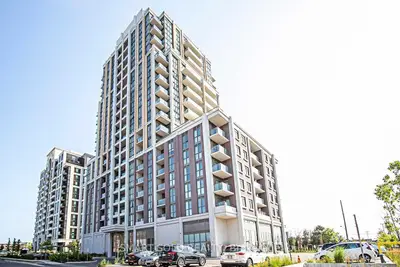 Condo Apartment in Markham