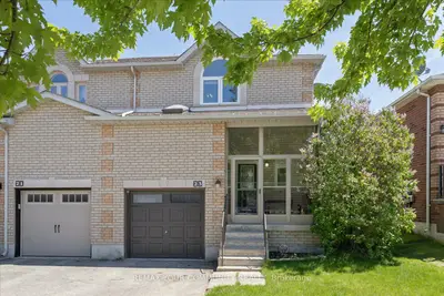 Semi-Detached in Bradford West Gwillimbury