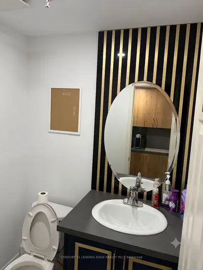 311 Bowes Road Unit B9, Vaughan, On L4k 1j1