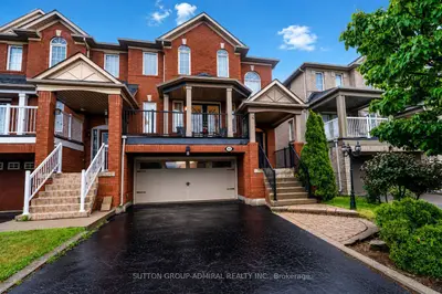 43 Mainland Crescent, Vaughan, On L6a 3g4