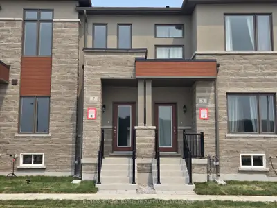 Att/Row/Townhouse in Markham