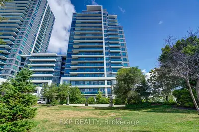 Condo Apartment in Markham