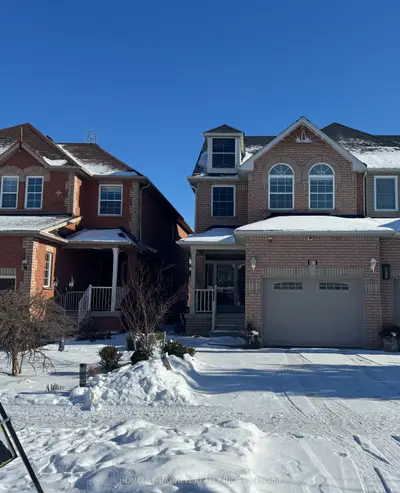 Semi-Detached in Richmond Hill