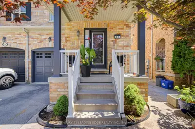 21 Treasure Hill Road, Vaughan, On L6a 0a6