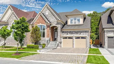 19 Finland Drive, Vaughan, On L4h 4a2