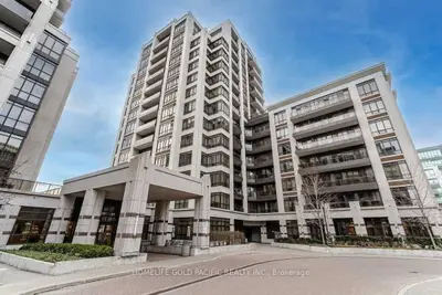 Condo Apartment in Markham
