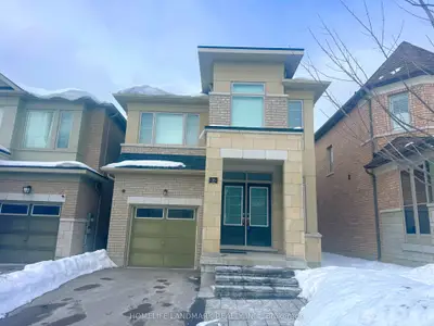 Detached in East Gwillimbury