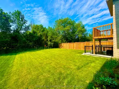 24 Baycroft Boulevard, Essa, On L0m 1b5