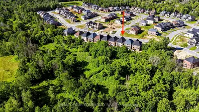 24 Baycroft Boulevard, Essa, On L0m 1b5