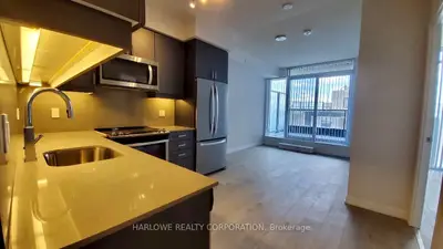 7895 Jane Street 203, Vaughan, On L4k 0k2