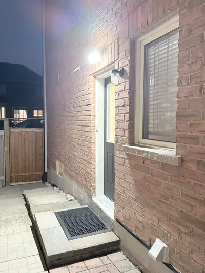 20 Hyacinth Street Bsmt, Markham, On L6e 0p5