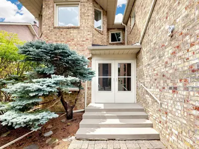 7 Cummings Court, Markham, On L3t 6s4
