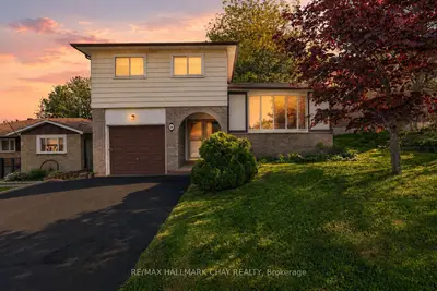 Detached in Bradford West Gwillimbury
