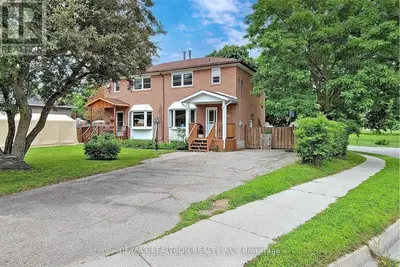 Semi-Detached in Newmarket