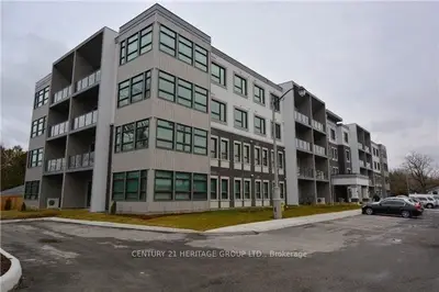 Condo Apartment in New Tecumseth