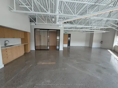 145 Renfrew Drive 206, Markham, On L3r 9r6