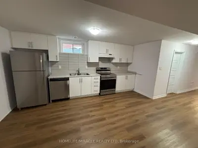 Detached in Bradford West Gwillimbury