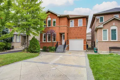 Detached in Vaughan