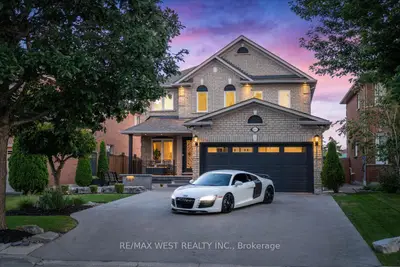 Detached in Vaughan