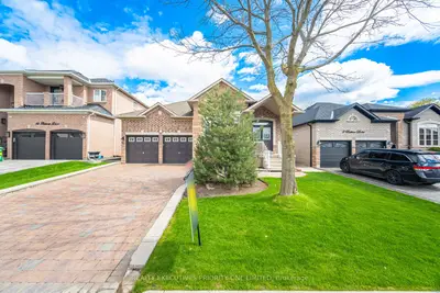 Detached in Vaughan