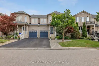 Semi-Detached in Vaughan