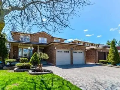 Detached in Vaughan