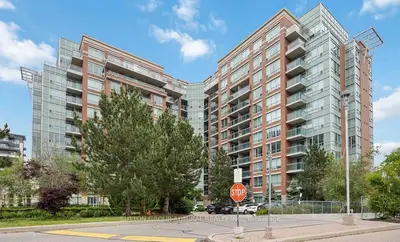 Condo Apartment in Markham