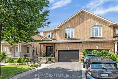 165 Adventure Crescent, Vaughan, On L6a 2z7