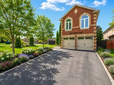 860 Hollander Road, Newmarket, On L3y 8g9