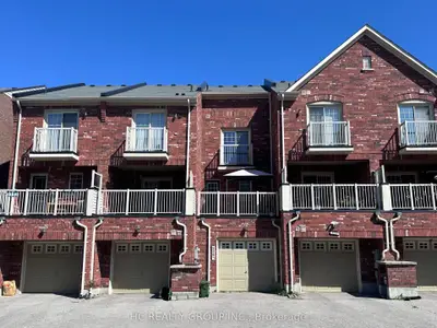 Att/Row/Townhouse in Markham
