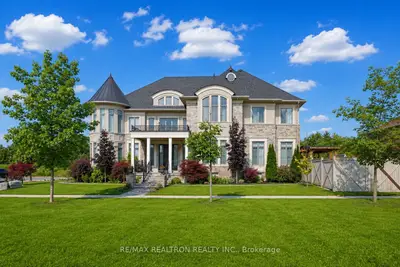 23 James Stokes Court, King, On L7b 0m7