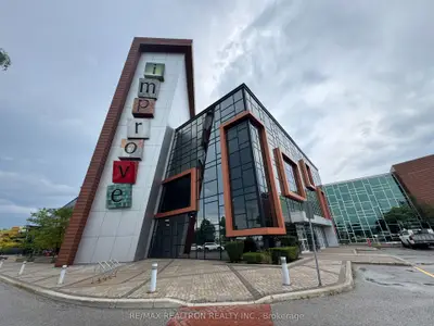 7250 Keele Street 204, Vaughan, On L4k 1z8