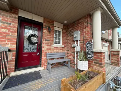 Att/Row/Townhouse in New Tecumseth