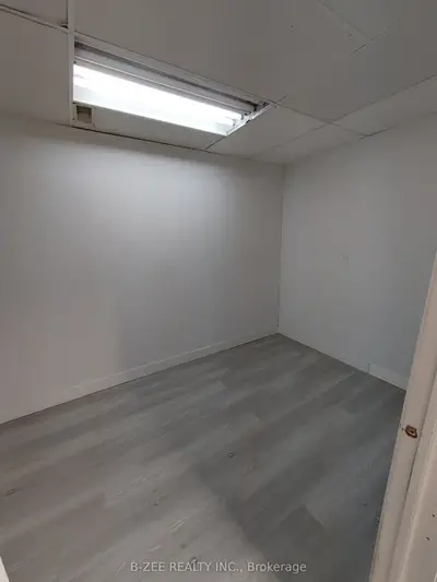 9300 Keele Street 3, Vaughan, On L6a 1p4