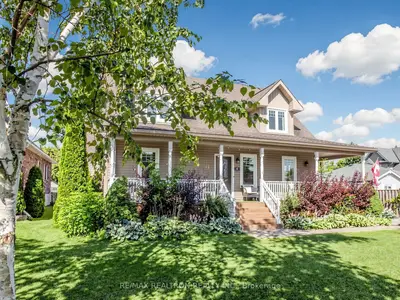 4 Lyons Lane, Georgina, On L0e 1s0